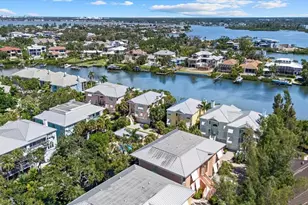 3942 Hamilton Club Cir, Sarasota, FL 34242 - Photo 52