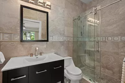 3942 Hamilton Club Circle #13, Sarasota, FL 34242 - Photo 32