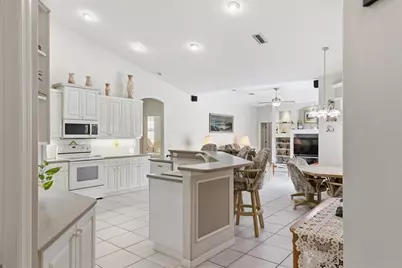 5608 Eastwind Drive, Sarasota, FL 34233 - Photo 14