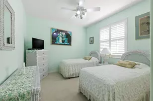 5608 Eastwind Dr, Sarasota, FL 34233 - Photo 24