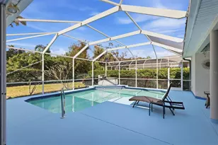 5608 Eastwind Dr, Sarasota, FL 34233 - Photo 30