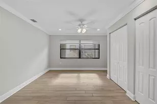 6017 Marella Dr, Sarasota, FL 34243 - Photo 18