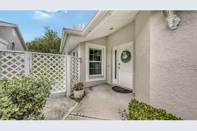 5568 Country Club Way, Sarasota, FL 34243 - Photo 2