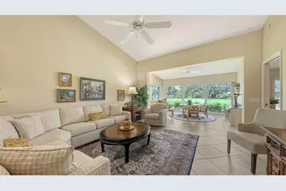 5568 Country Club Way, Sarasota, FL 34243 - Photo 6