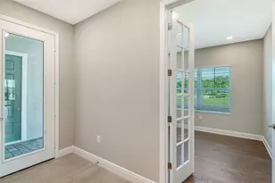 27492 Janzen Ct, Englewood, FL 34223 - Photo 16