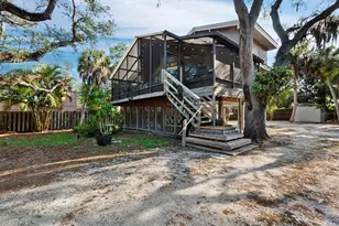 5141 St Albans Ave, Sarasota, FL 34242 - Photo 2