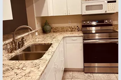 9630 Club South Circle #6201, Sarasota, FL 34238 - Photo 2