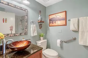 1800 Benjamin Franklin Dr, Sarasota, FL 34236 - Photo 26