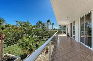 1800 Benjamin Franklin Dr, Sarasota, FL 34236 - Photo 10