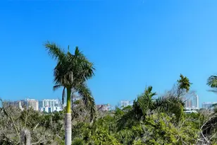 1800 Benjamin Franklin Dr, Sarasota, FL 34236 - Photo 30