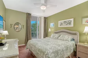 1800 Benjamin Franklin Dr, Sarasota, FL 34236 - Photo 20