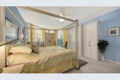 1800 Benjamin Franklin Drive #B207, Sarasota, FL 34236 - Photo 16