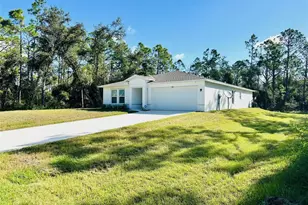 1040 Sherwin St, Port Charlotte, FL 33953 - Photo 2