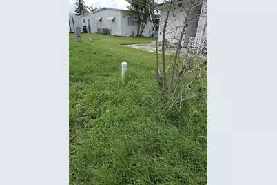 306 50th Avenue Plaza E, Bradenton, FL 34203 - Photo 22