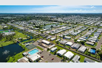 306 50th Avenue Plaza E, Bradenton, FL 34203 - Photo 14