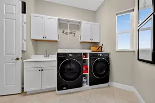 3487 Recurve Cir, Sarasota, FL 34240 - Photo 16