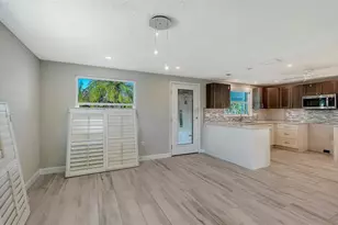 738 El Centro, Longboat Key, FL 34228 - Photo 8