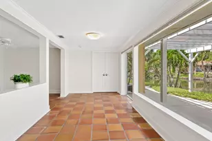 4830 Estrada De Costa, Sarasota, FL 34242 - Photo 18