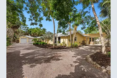 4830 Estrada De Costa, Sarasota, FL 34242 - Photo 4