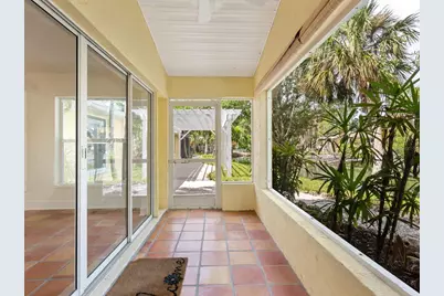 4830 Estrada De Costa, Sarasota, FL 34242 - Photo 44