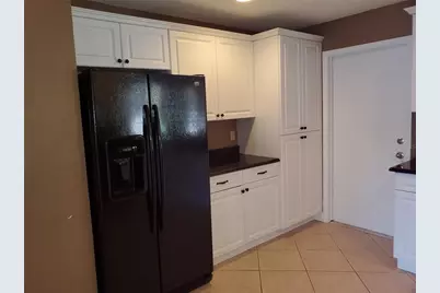 3331 Sea View Street, Sarasota, FL 34239 - Photo 6