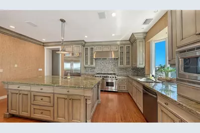 6477 Gulfside Road, Longboat Key, FL 34228 - Photo 22