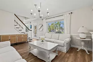 5773 Britannia Dr, Sarasota, FL 34231 - Photo 10