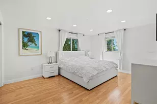 5773 Britannia Dr, Sarasota, FL 34231 - Photo 32