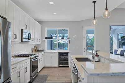 8089 Sandstar Way, Sarasota, FL 34240 - Photo 14