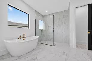 1043 Blue Shell Loop, Sarasota, FL 34240 - Photo 48