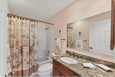 8140 Terrace Garden Drive N #103, Saint Petersburg, FL 33709 - Photo 26
