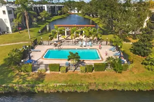 8140 Terrace Garden Dr N, Saint Petersburg, FL 33709 - Photo 34