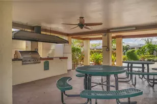 8140 Terrace Garden Dr N, Saint Petersburg, FL 33709 - Photo 50
