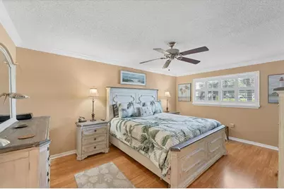 8140 Terrace Garden Drive N #103, Saint Petersburg, FL 33709 - Photo 18