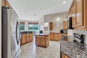 323 141st Ct NE, Bradenton, FL 34212 - Photo 34