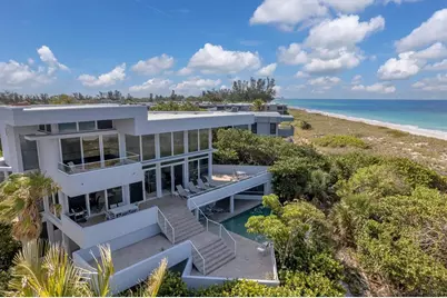 5801 Gulf Of Mexico Drive, Longboat Key, FL 34228 - Photo 38