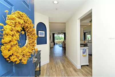 5221 Mahogany Run Avenue #211, Sarasota, FL 34241 - Photo 10