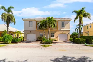 1949 Burgos Dr, Sarasota, FL 34238 - Photo 1