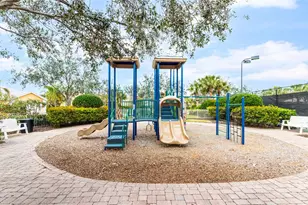 1949 Burgos Dr, Sarasota, FL 34238 - Photo 36