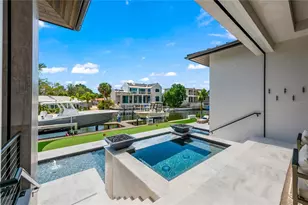 5362 Shadow Lawn Dr, Sarasota, FL 34242 - Photo 20