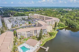 3500 Lake Bayshore Dr, Bradenton, FL 34205 - Photo 28