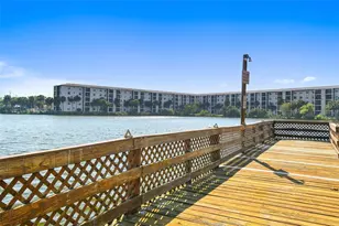 3500 Lake Bayshore Dr, Bradenton, FL 34205 - Photo 22