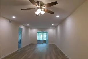 3500 Lake Bayshore Dr, Bradenton, FL 34205 - Photo 6