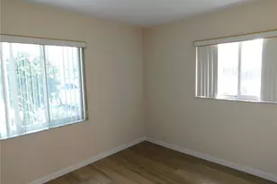 3500 Lake Bayshore Dr, Bradenton, FL 34205 - Photo 14