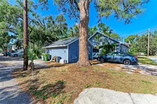 432 Adelia Ave, Sarasota, FL 34236 - Photo 38