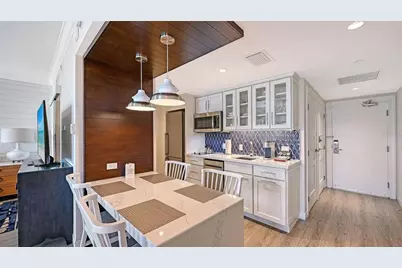 240 Sands Point Road #4205, Longboat Key, FL 34228 - Photo 10