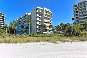 240 Sands Point Rd, Longboat Key, FL 34228 - Photo 22