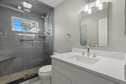 11516 Sweetflag Drive, Lakewood Ranch, FL 34202 - Photo 42