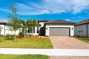 18023 Waterville Pl, Lakewood Ranch, FL 34202 - Photo 2