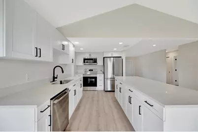 2420 16th Street W, Palmetto, FL 34221 - Photo 12